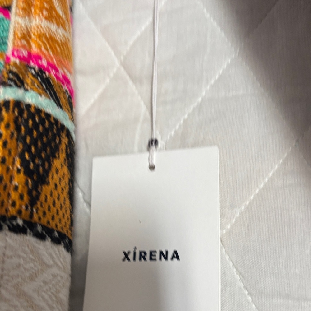 XiRENA Multicolor Patterned Garment - Picture 5 of 7